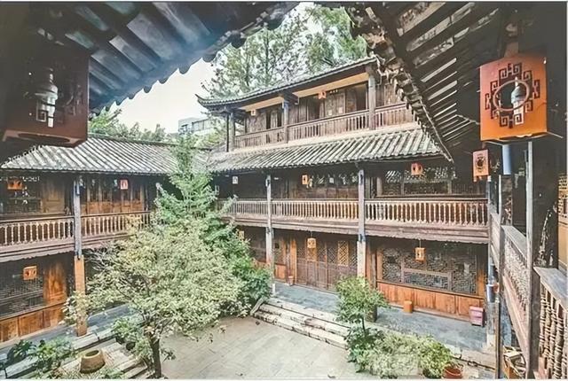 昆明十大必吃本地餐厅24小时营业（昆明这10家餐厅竟然是名人故居）(37)