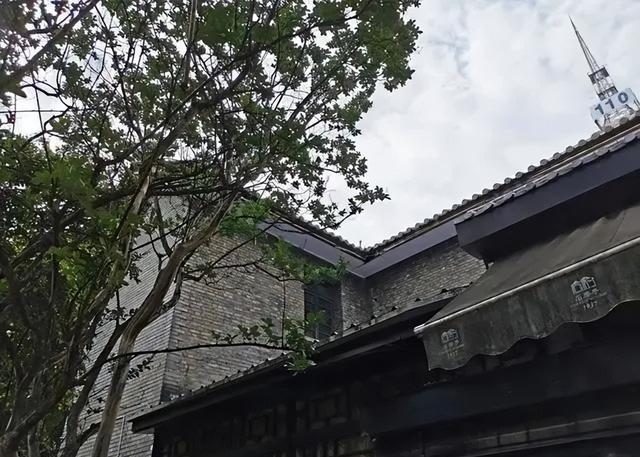 昆明十大必吃本地餐厅24小时营业（昆明这10家餐厅竟然是名人故居）(14)