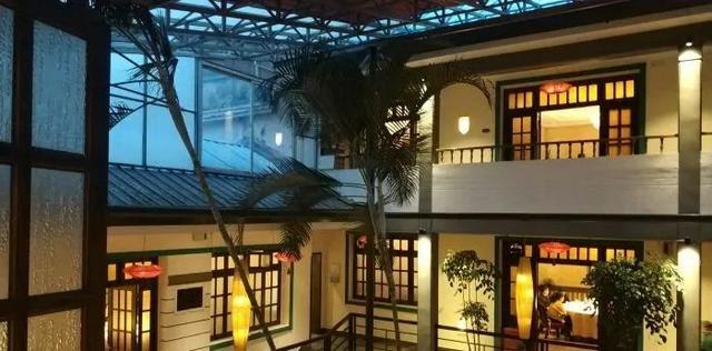 昆明十大必吃本地餐厅24小时营业（昆明这10家餐厅竟然是名人故居）(27)