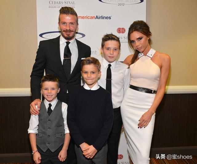 维多利亚女装神裤(作为狠角色的维多利亚)(1)