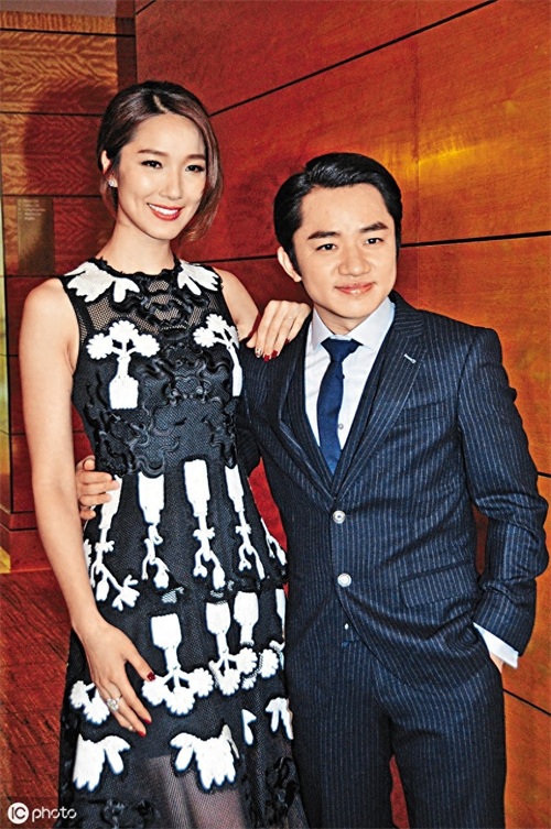 老婆比老公高并不影响感情！王祖蓝的老婆李亚男有175高