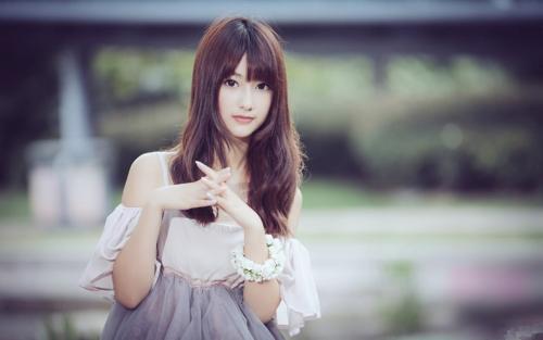 如何用高情商回复女生说“我饿了”？