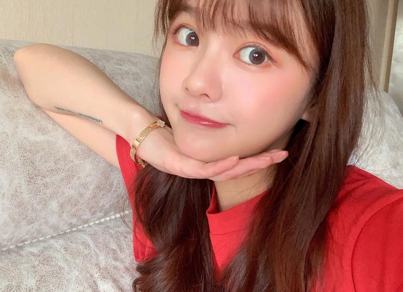 成龙历险记小玉（小玉曾经成为了黑影兵团的女王）