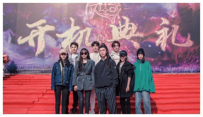 范丞丞首部古装剧造型曝光，是美男儿没错了，侧脸却暴露五官缺点