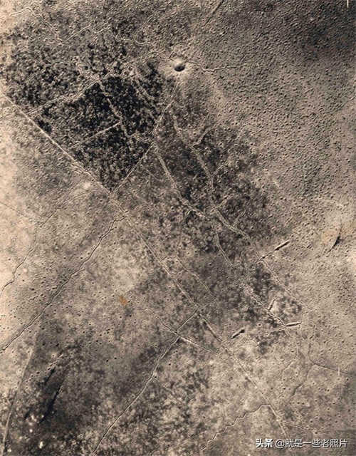 看得起鸡皮疙瘩，密恐者慎入的一战战场航拍照片