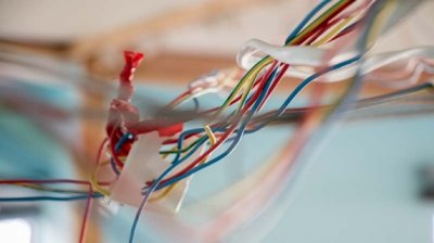 ​n是火线还是零线