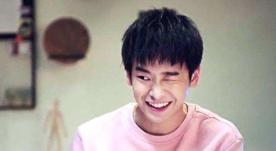 彭昱畅个人资料及作品多高什么身世真实身份揭秘？经纪人照片tutu