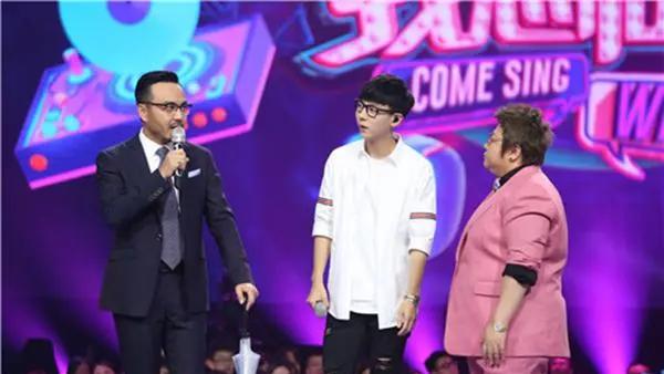 何炅简介个人资料（就一点不奇怪了）