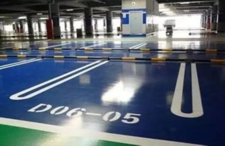 地铁停车时 车门为什么那么精准「为何地铁停车时门总能对那么准是电脑控制的吗3分钟了解真相」