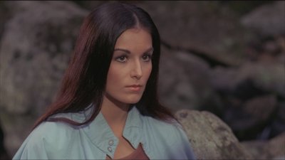 ​黑暗的女子监狱，女囚犯被变态典狱长疯狂折磨！泯灭人性的电影