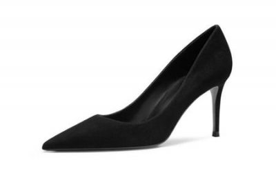 ​女生第一双高跟鞋选什么牌子