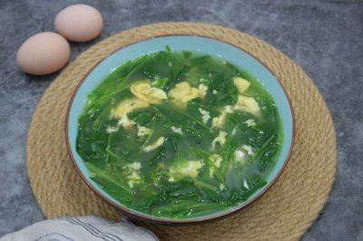 ​菠菜汤的做法（网红菠菜鸡蛋汤，简单快手超美味）