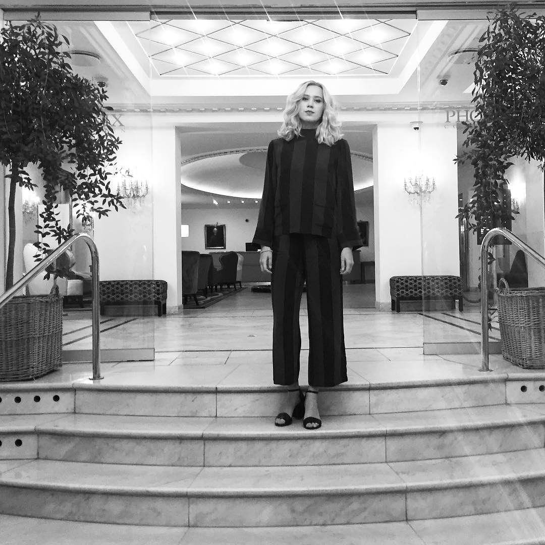 约瑟芬·弗里达·佩特森个人资料写真作品