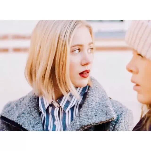 约瑟芬·弗里达·佩特森个人资料写真作品