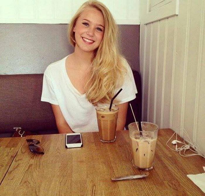 约瑟芬·弗里达·佩特森个人资料写真作品