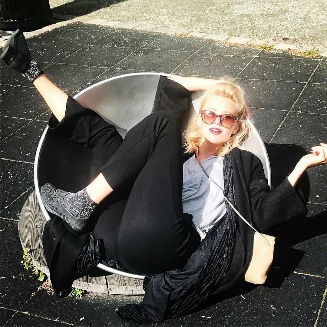 约瑟芬·弗里达·佩特森个人资料写真作品