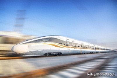 ​“探索中国速度：上海磁悬浮列车的非凡之旅”。