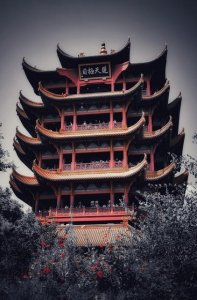 ​精忠报国：岳飞与一个民族的英雄记忆