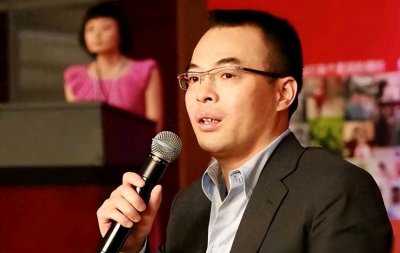 ​“天上人间”老板覃辉在美国认罪，自愿放弃美国永久居民身份