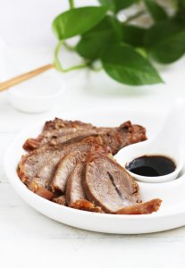 过年宴客不用忙,这10道菜可提前做好,到时切一下,就是一道大菜