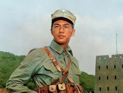 ​落寞之时被邵氏解约，狄龙选择“以德报怨”