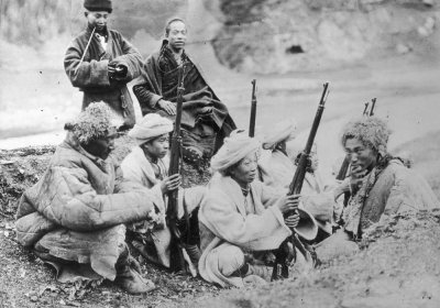 ​马鸿逵数年剿不灭的悍匪郭栓子，投降后又反水，被解放军战士活捉