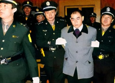 安徽头号悍匪雷国民,横跨多省残害23人,一把锤子走天下!