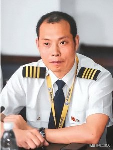 "英雄机长"刘传健:9800米高空,34分钟挽救128条人命,堪称奇迹