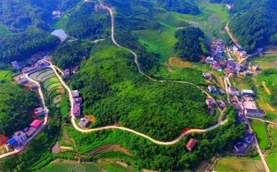 湖南省面积位居中部地区第一,可是从湖南划出的这些县却鲜为人知