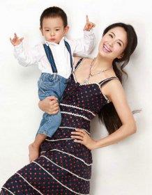 宋林静和杨童舒对比照 是双胞胎吗图片对比很像