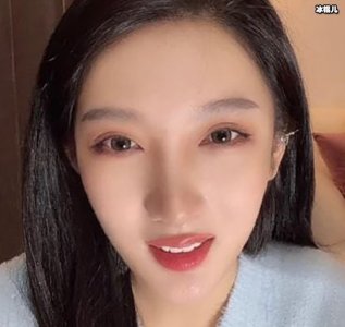 都美竹是被开除的还是自愿退学 她现在状况如何