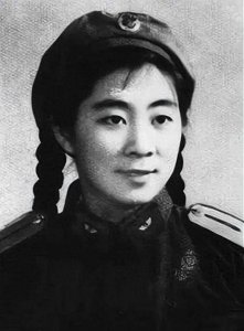 ​张清林：林豆豆的丈夫，在妻子有难时，对妻子不离不弃始终如一