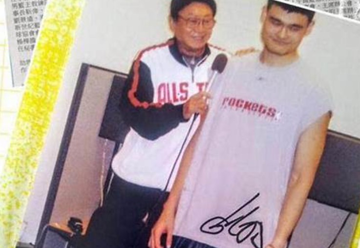 18年傅达仁在家人陪伴下瑞士安乐死，药一饮而尽，在儿子怀中去世