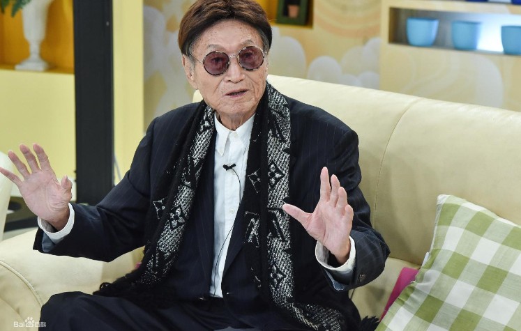 18年傅达仁在家人陪伴下瑞士安乐死，药一饮而尽，在儿子怀中去世