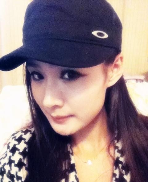 陈丹婷整容前旧照曝光（陈丹婷翻版杨幂快分不清谁）