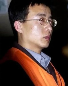 ​甘肃头号黑老大马冰冰，成立马家军横行兰州10年，最终下场如何？