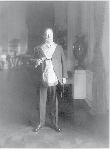 ​谁是共济会成员？