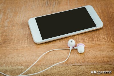 ​部队用手机有讲究，新兵要学会正确使用，家长要及时提醒