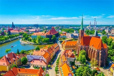 3次灭国之恨,2次卡廷森林事件,难怪波兰在俄乌战争中总针对俄国