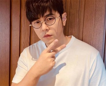 学历不高却很红的明星(有人只有小学文凭)