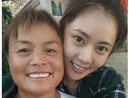 秋瓷炫的婆婆首露面,原来她每天都面对的是这样的婆婆