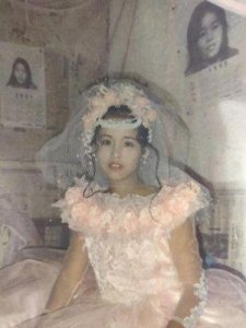 ​艳丽海角披风妈妈：革新现代女性生活与社区角色