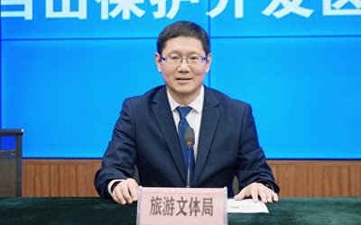 ​长白山：9．9万株百年美人松邀您到长白山长相守