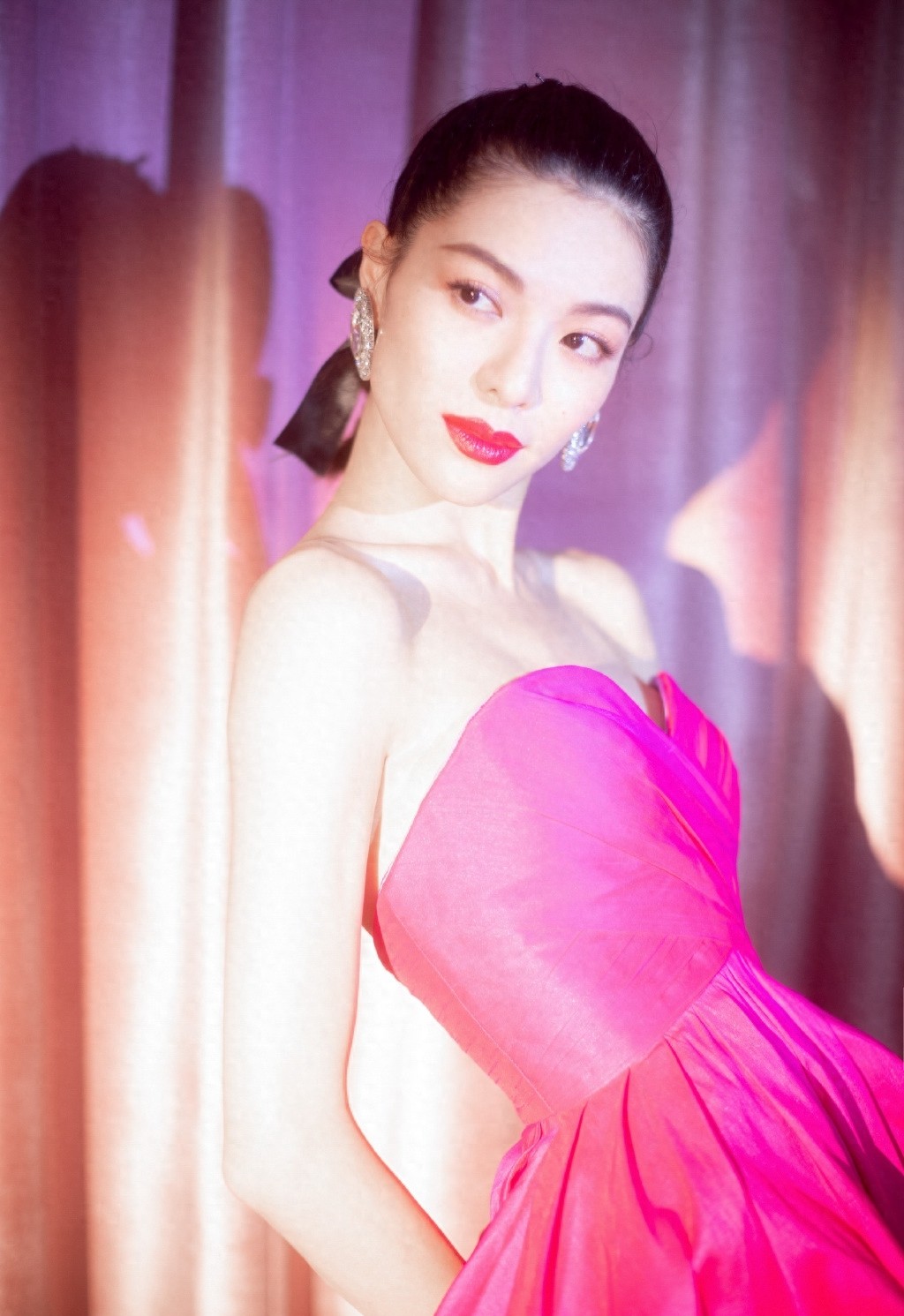 钟楚曦-钟爱浓妆