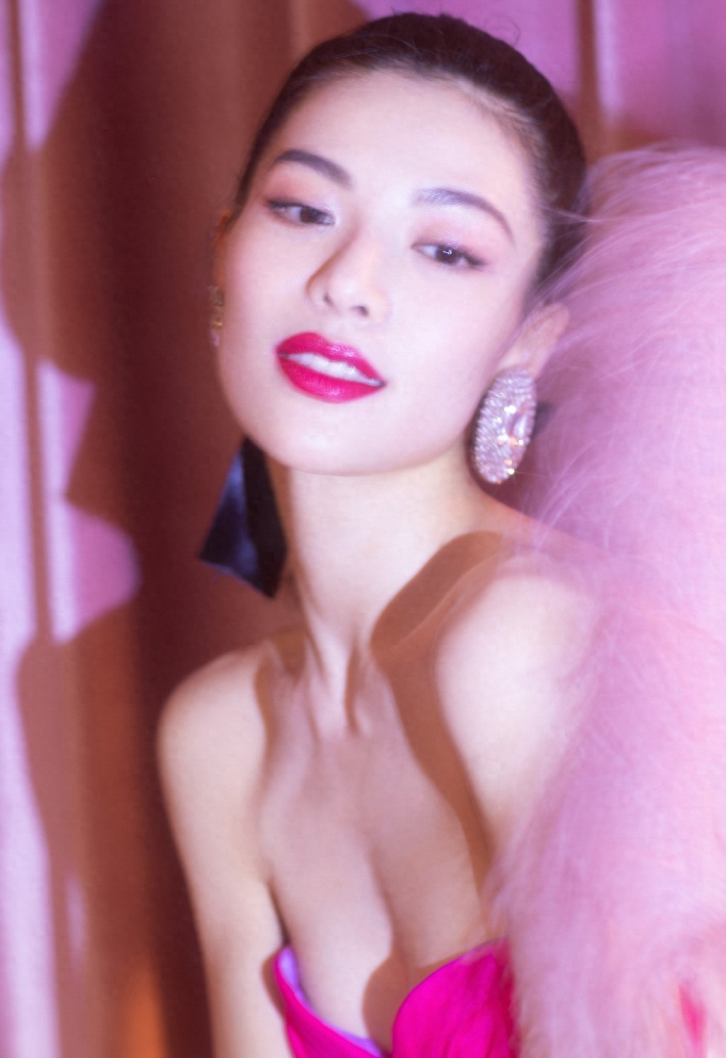 钟楚曦-钟爱浓妆