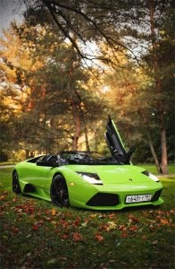 兰博基尼蝙蝠高清壁纸,只有跑车才能驾驭这个颜色