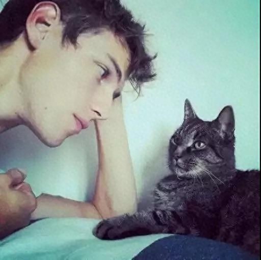 宝藏男孩的欧美系头像2.0（荷兰弟）