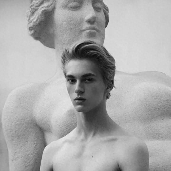 宝藏男孩的欧美系头像2.0（荷兰弟）