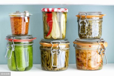 ​老阿姨祖传50种小咸菜的制作方法大揭密，开胃下饭，放半年也不坏