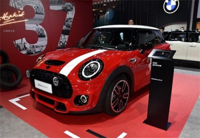 预售20万,加速8秒,个性外观+宝马动力,新款mini真帅气